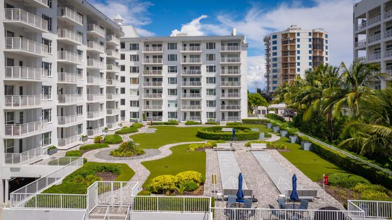 2 bedroom Condominium at 3114 S Ocean Boulevard #509, Monterey House Condo, Highland Beach — photo 2
