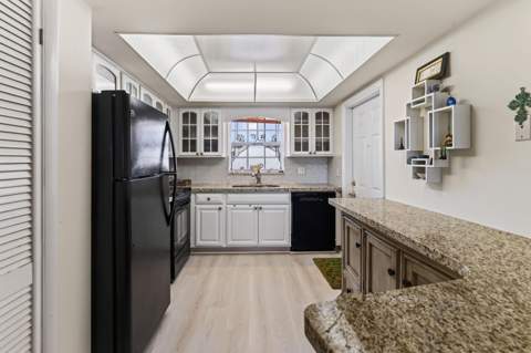 907 Marina Drive #Unit 306, North Palm Beach FL - photo 9 of 32