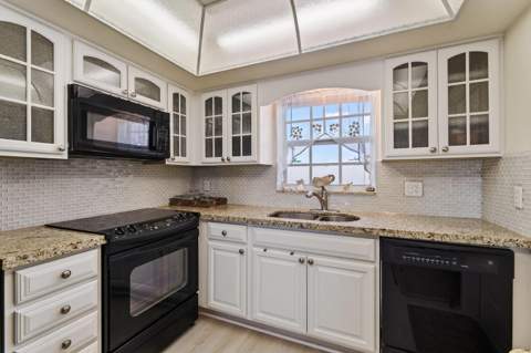 907 Marina Drive #Unit 306, North Palm Beach FL - photo 13 of 32