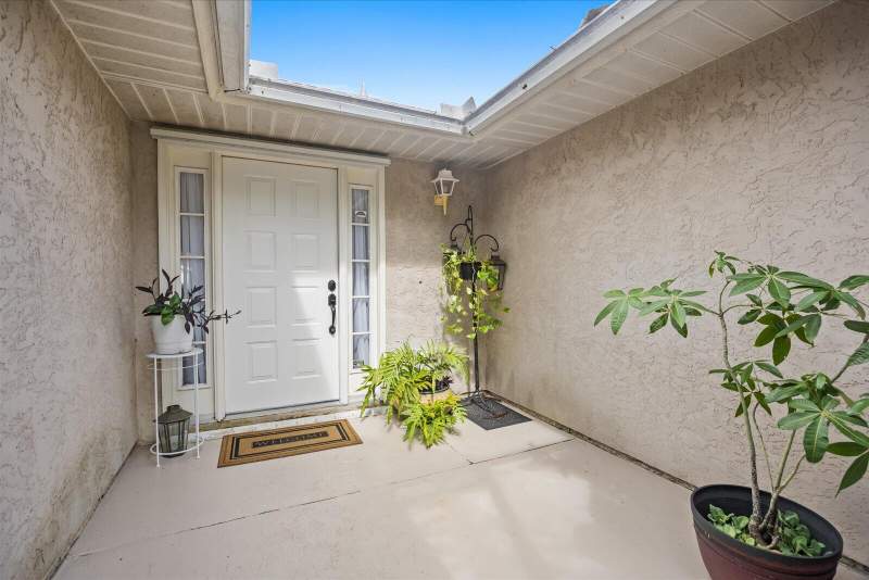 3 bedroom Single Family Residence at 764 NE Eastlake Street, Port St Lucie Section 26, Port St. Lucie — photo 5