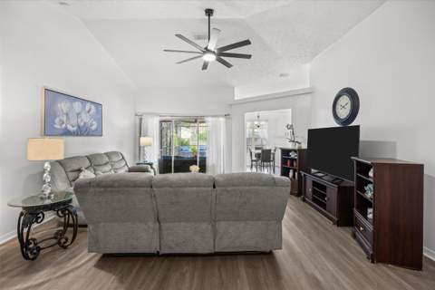 764 NE Eastlake Street, Port St. Lucie FL - photo 8 of 37