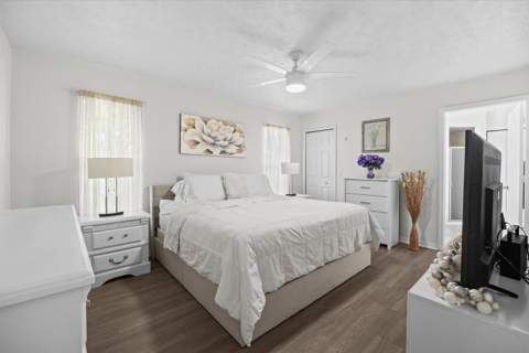 764 NE Eastlake Street, Port St. Lucie FL - photo 19 of 37