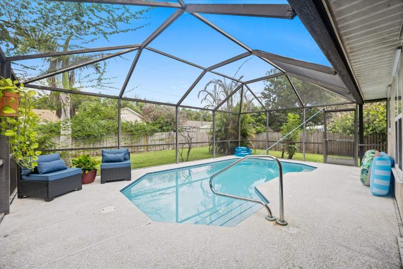 3 bedroom Single Family Residence at 764 NE Eastlake Street, Port St Lucie Section 26, Port St. Lucie — photo 3