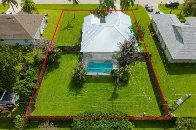 3 bedroom Single Family Residence at 764 NE Eastlake Street, Port St Lucie Section 26, Port St. Lucie — photo 4