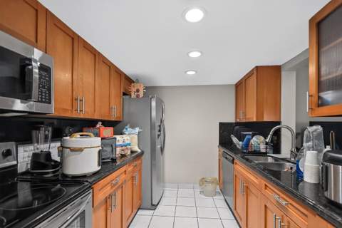 3254 N Pine Island Road, Sunrise FL - photo 13 of 38