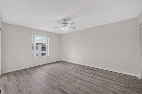 803 SE Central Parkway #9, Stuart FL - photo 14 of 45