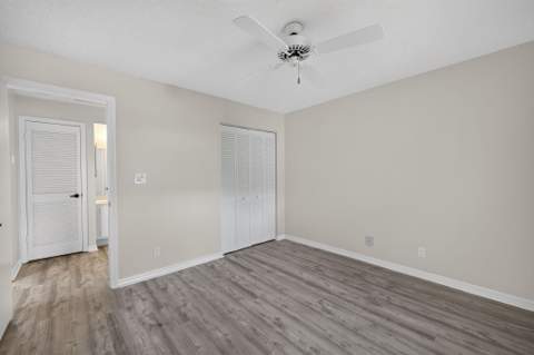 803 SE Central Parkway #9, Stuart FL - photo 22 of 45