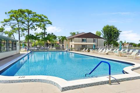 314 Knotty Pine Circle #C-1, Greenacres FL - photo 24 of 25