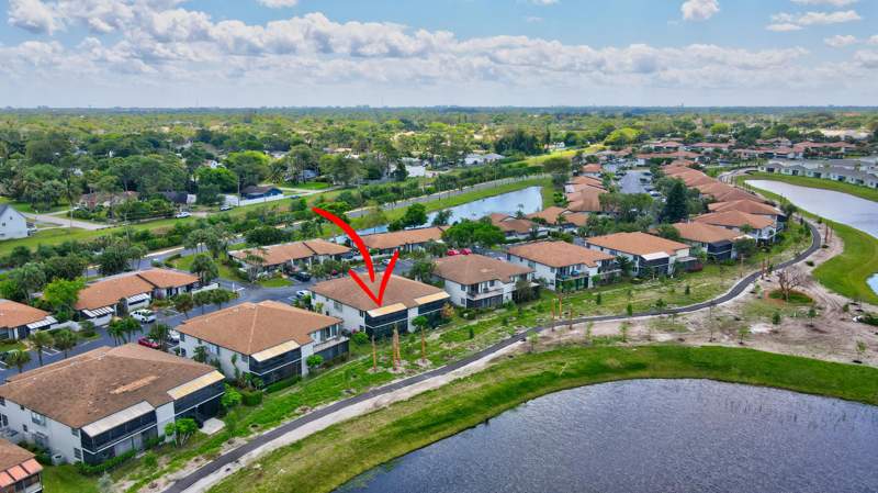 2 bedroom Condominium at 13865 Royal Palm Court #C, Palm Greens At Villa Del Ray Condo II, Delray Beach — photo 2