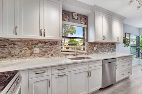 13865 Royal Palm Court #C, Delray Beach FL - photo 9 of 49