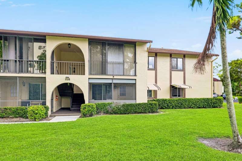 2 bedroom Condominium at 204 Pine Hov Circle #B-1, Pine Ridge South II Condo, Greenacres — photo 2