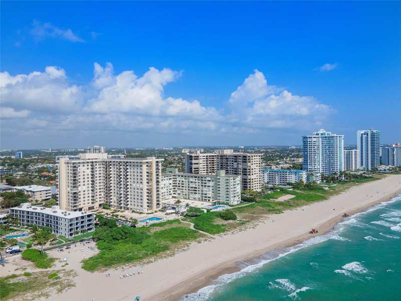 1 bedroom Condominium at 1900 S Ocean Boulevard #8L, Ocean Place Condo, Lauderdale-By-The-Sea — photo 1