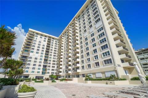 1900 S Ocean Boulevard #8L, Lauderdale-By-The-Sea FL - photo 10 of 19