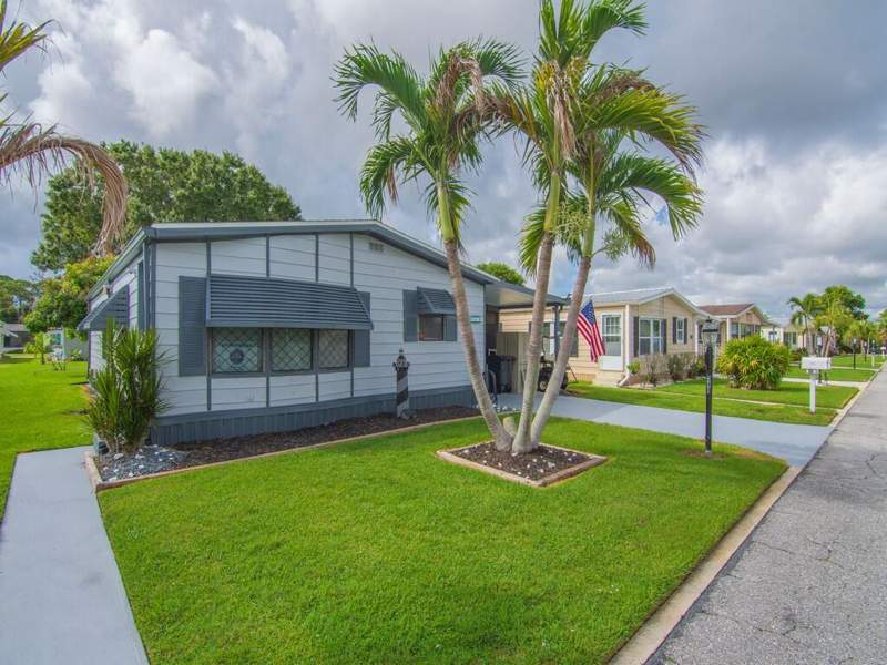 2 bedroom Manufactured Home at 541 Barb Ann Lane, La Buona Vita Cooperative, Port St. Lucie — photo 4