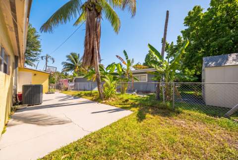 130 NE 21st Court, Pompano Beach FL - photo 15 of 16
