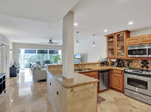 3050 NE 47th Court #305, Fort Lauderdale FL - photo 9 of 42