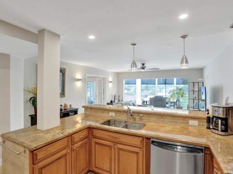 3050 NE 47th Court #305, Fort Lauderdale FL - photo 11 of 42