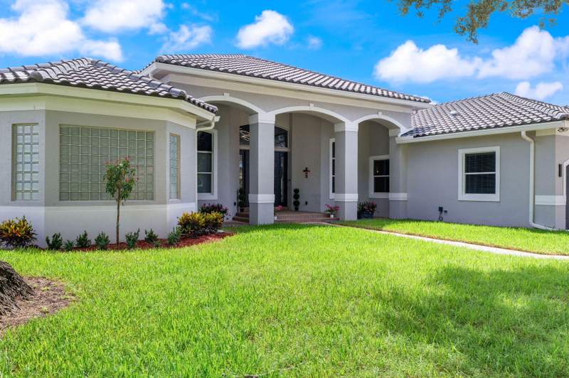 5 bedroom Single Family Residence at 3958 SW 140th Avenue, Imagination Farms East, Davie — photo 5