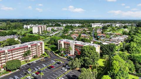 3524 Via Poinciana #Apt 104, Lake Worth FL - photo 24 of 27