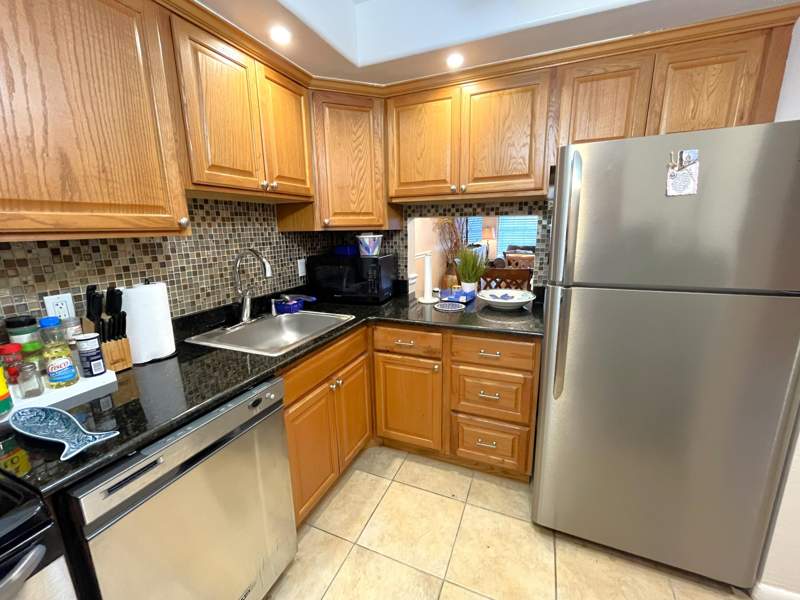 1 bedroom Condominium at 7837 Golf Circle Drive #206, Oriole Golf And Tennis, Margate — photo 4