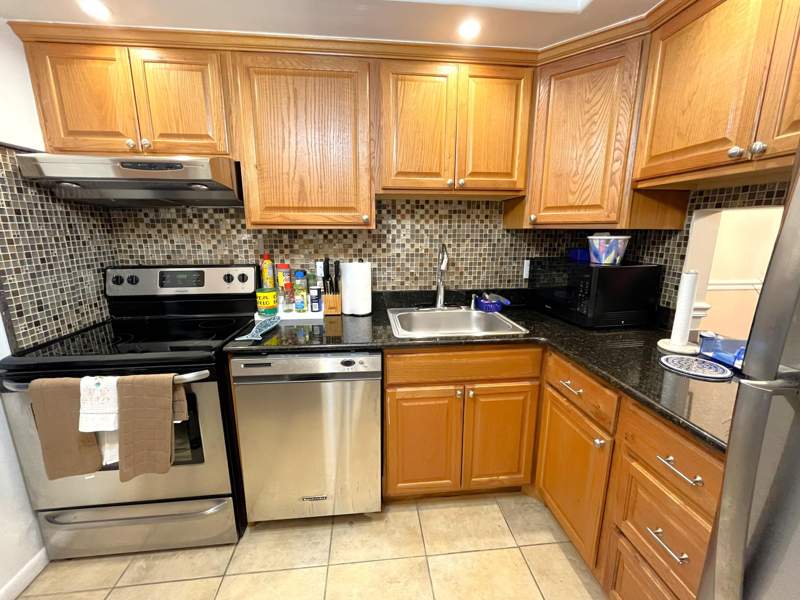 1 bedroom Condominium at 7837 Golf Circle Drive #206, Oriole Golf And Tennis, Margate — photo 5