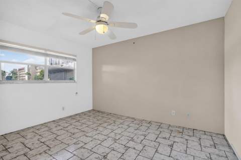 3524 Via Poinciana #Apt 104, Lake Worth FL - photo 20 of 27