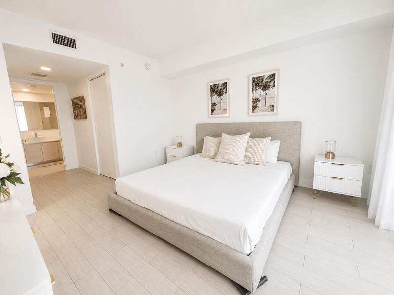 2 bedroom Condominium at 2602 E Hallandale Beach Boulevard #R403, Beachwalk Condominium, Hallandale Beach — photo 3