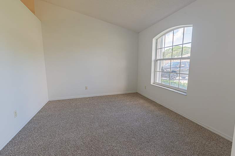 3 bedroom Single Family Residence at 1831 SE Mantua Street, Port St Lucie Section 30, Port St. Lucie — photo 5