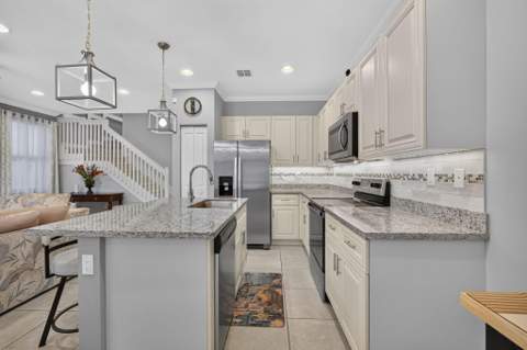3002 Butternut Lane, Riviera Beach FL - photo 19 of 45