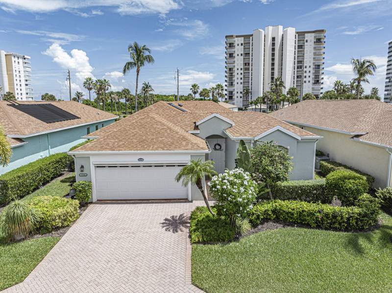 3 bedroom Single Family Residence at 3258 Lakeshore Drive, Lakeshore At Sands, A Condominium, Fort Pierce — photo 3