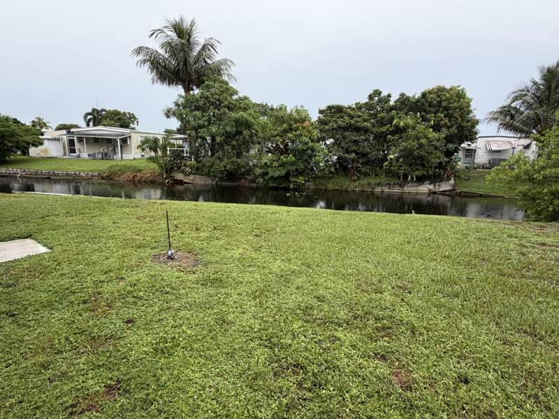 2 bedroom Manufactured Home at 1930 SW 85th Avenue, Park City Sec Two, Davie — photo 3