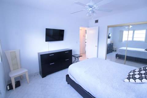 721 Atlantic Shores Boulevard #309, Hallandale Beach FL - photo 12 of 17
