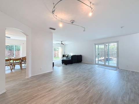 3123 Sunset Circle, Margate FL - photo 8 of 59