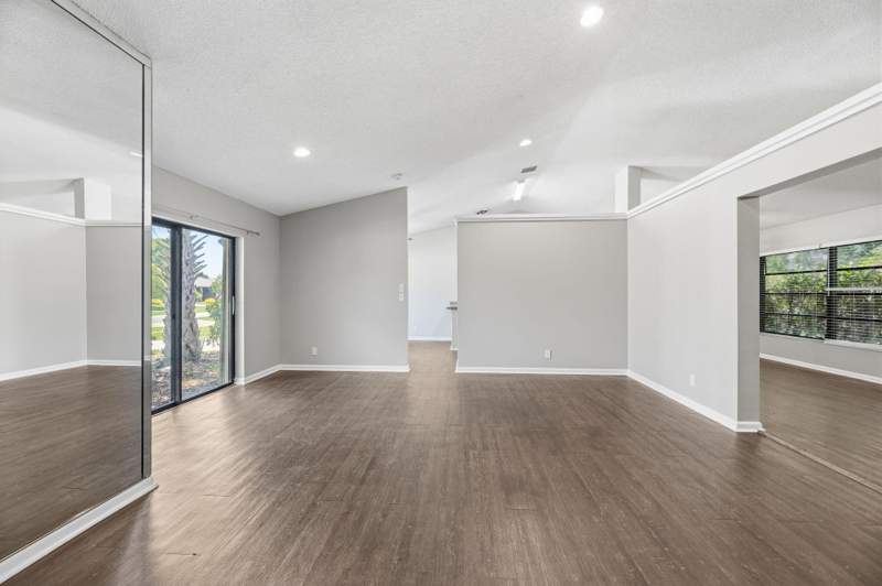2 bedroom Single Family Residence at 14711 Hideaway Lane #l, Coco Wood Lakes Sec 3, Delray Beach — photo 3