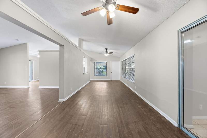 2 bedroom Single Family Residence at 14711 Hideaway Lane #l, Coco Wood Lakes Sec 3, Delray Beach — photo 5