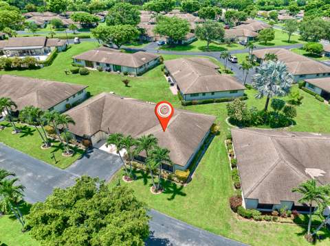 4853 Equestrian Circle #B, Boynton Beach FL - photo 10 of 59