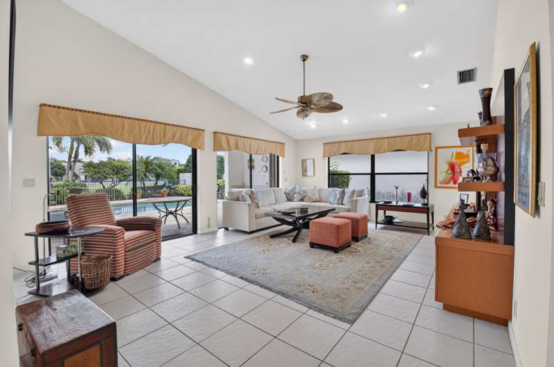 3 bedroom Single Family Residence at 19380 Cedar Glen Drive, Cedar Glen, Boca Raton — photo 1