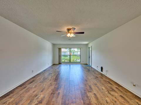 4853 Equestrian Circle #B, Boynton Beach FL - photo 15 of 59