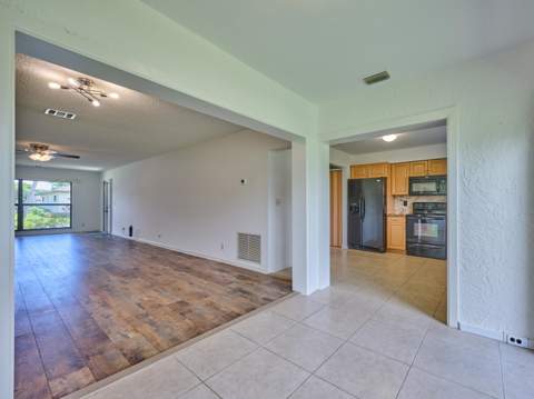 4853 Equestrian Circle #B, Boynton Beach FL - photo 22 of 59