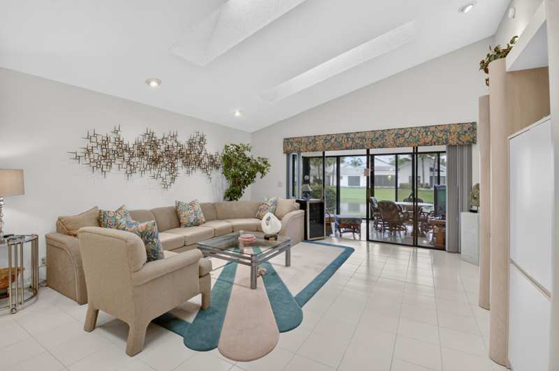 2 bedroom Villa at 20065 Waters Edge Drive #101, Waters Edge, Boca Raton — photo 1