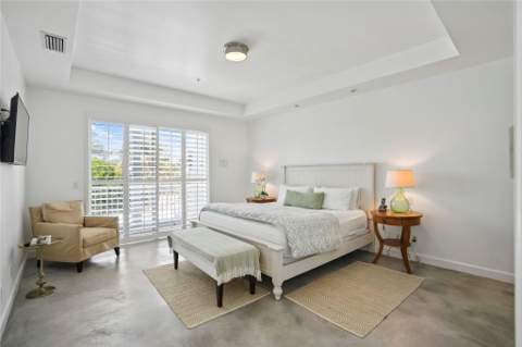 347 Oak Street #B1, Hollywood FL - photo 17 of 34