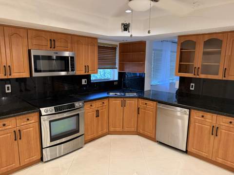 5501 Monroe Street, Hollywood FL - photo 8 of 24