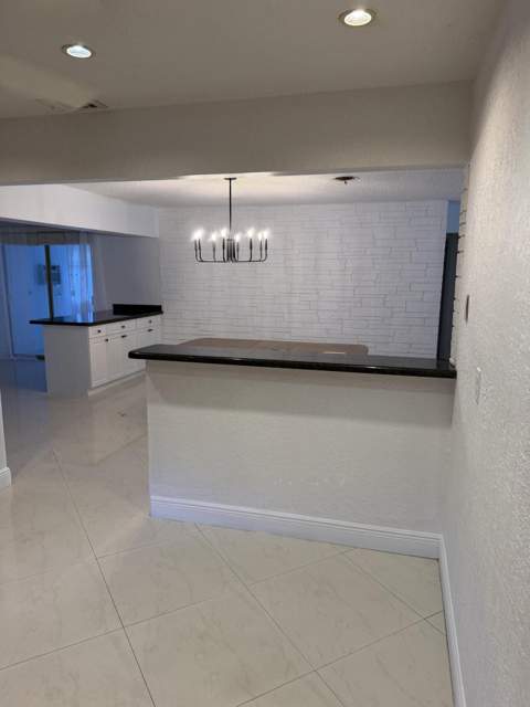 5501 Monroe Street, Hollywood FL - photo 10 of 24