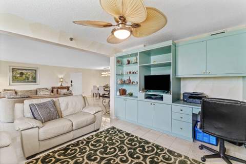 7202 Promenade Drive #401, Boca Raton FL - photo 7 of 28