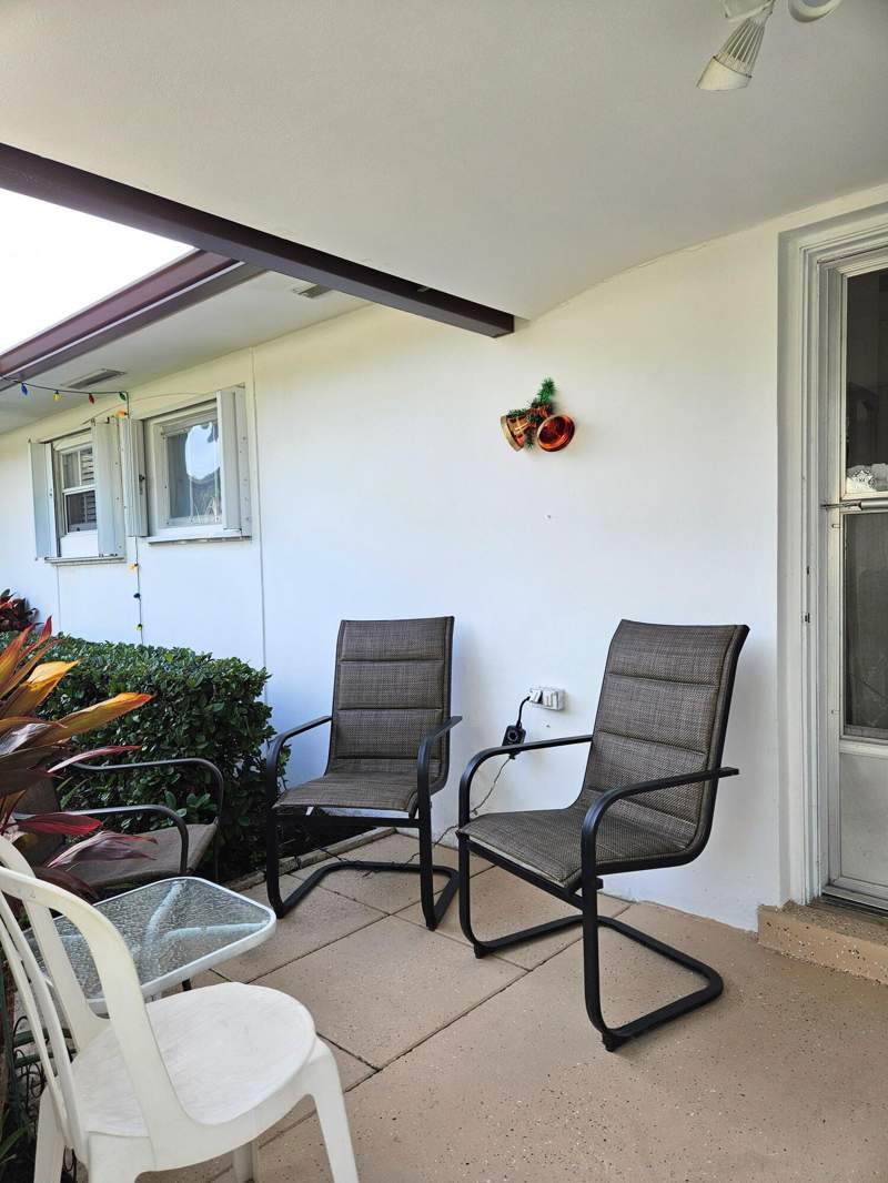 1 bedroom Villa at 2920 Crosley Drive #B, Cresthaven Villas 17 Condo, West Palm Beach — photo 3