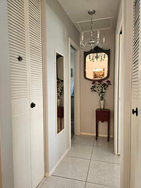 2920 Crosley Drive #B, West Palm Beach FL - photo 9 of 25