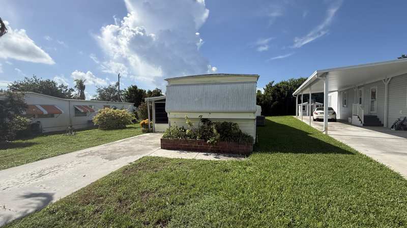 2 bedroom Mobile Home at 11055 SE Federal Hwy 97 Highway #97, Woodbridge Mobile Village Unrec Co-Op, Hobe Sound — photo 1