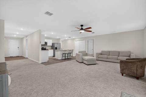 2386 SE Manor Avenue, Port St. Lucie FL - photo 10 of 26