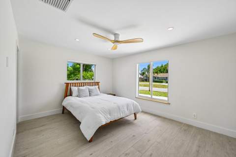 1051 SW 25th Avenue, Boynton Beach FL - photo 20 of 51