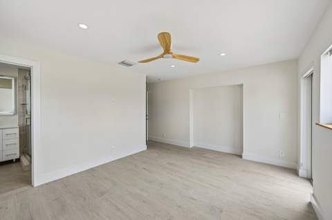 1051 SW 25th Avenue, Boynton Beach FL - photo 24 of 51